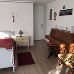 Lägenhet Dream In Basement With Private Bathroom Brugg (Bern)