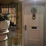 Lägenhet Dream In Basement With Private Bathroom